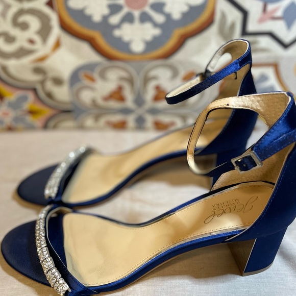 Badgley Mischka, Royal Blue, Satin Bejeweled Wedding Sandal, size 9.5 - Picture 5 of 7